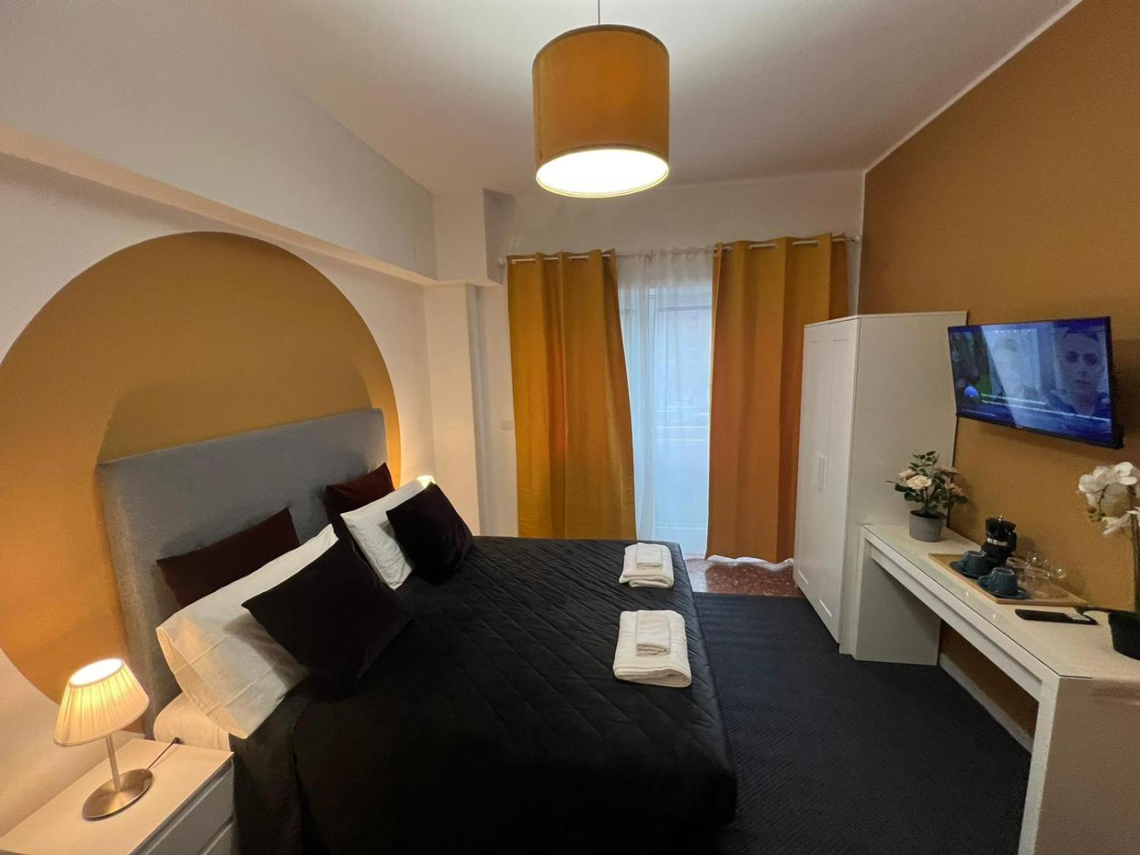 Affittacamere Appia Nuova 639 Rome Bagian luar foto
