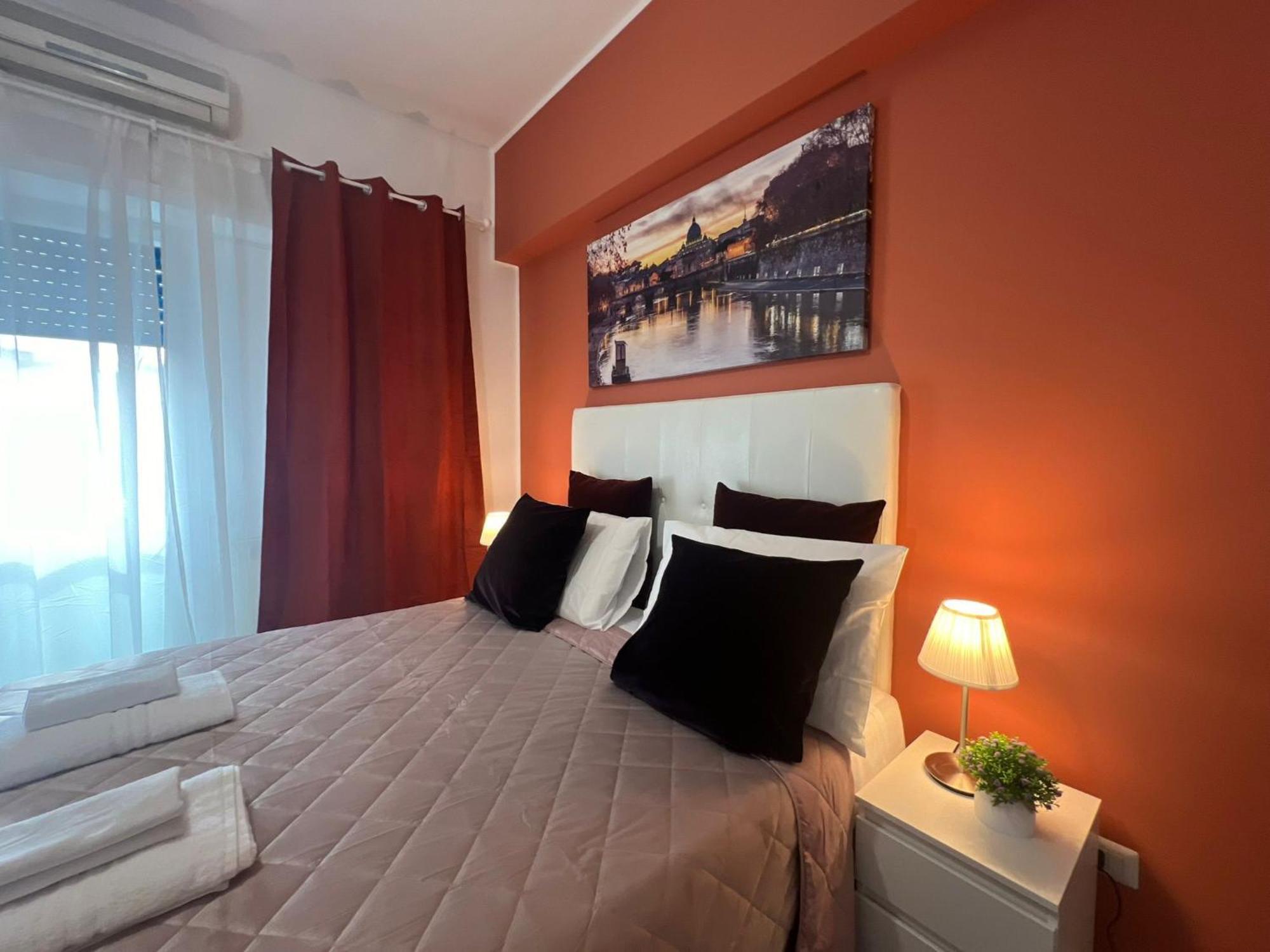 Affittacamere Appia Nuova 639 Rome Bagian luar foto
